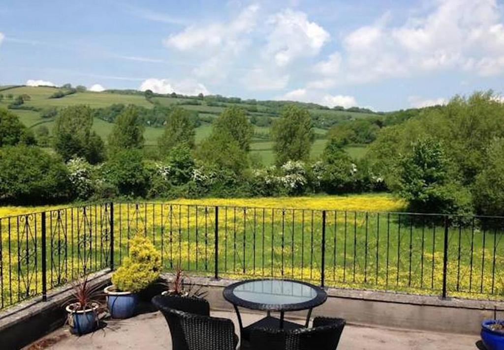 شقة Beaconsfield Farm ويلْزْ المظهر الخارجي الصورة